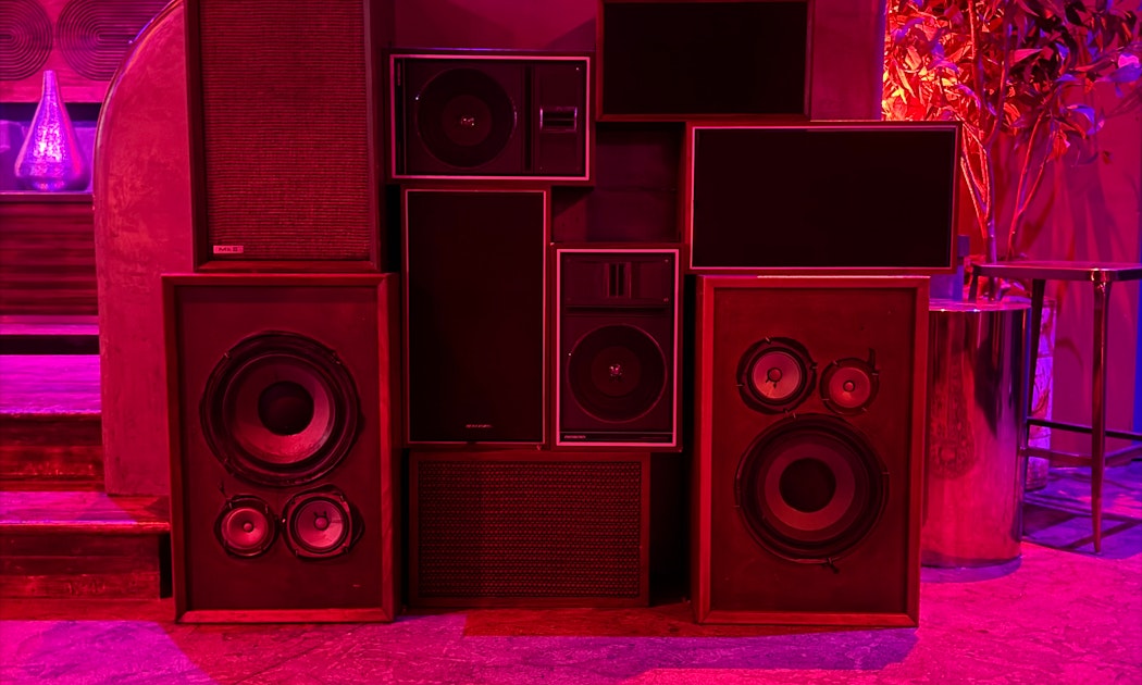 The Little Bar: Vinyl w/ Funk Y Mas