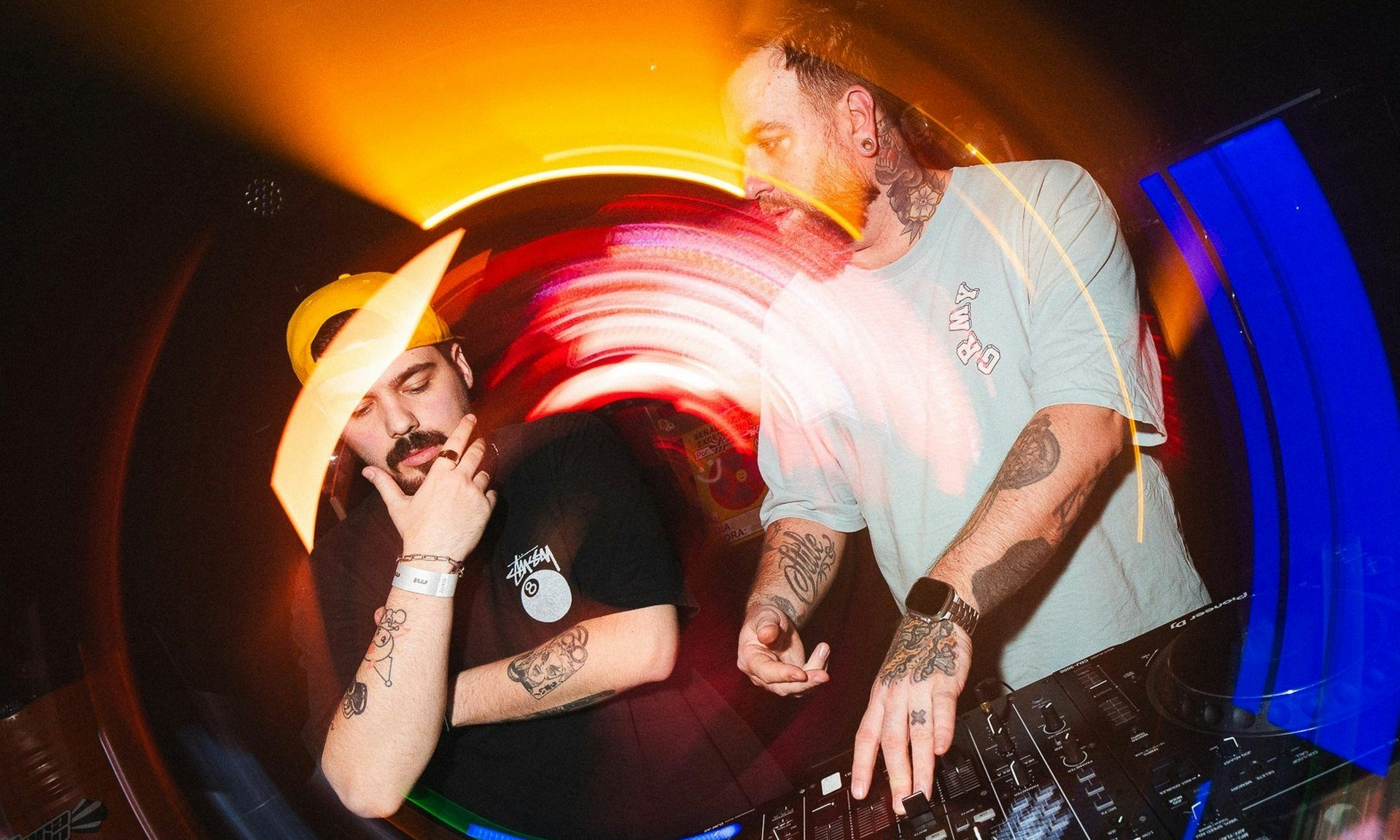 Milkshake presenta Karamelo Club