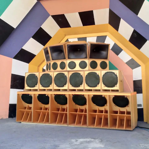 Skull Rub X High Hats X Felt Sound System