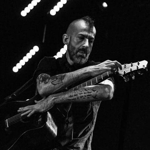 Jon Gomm