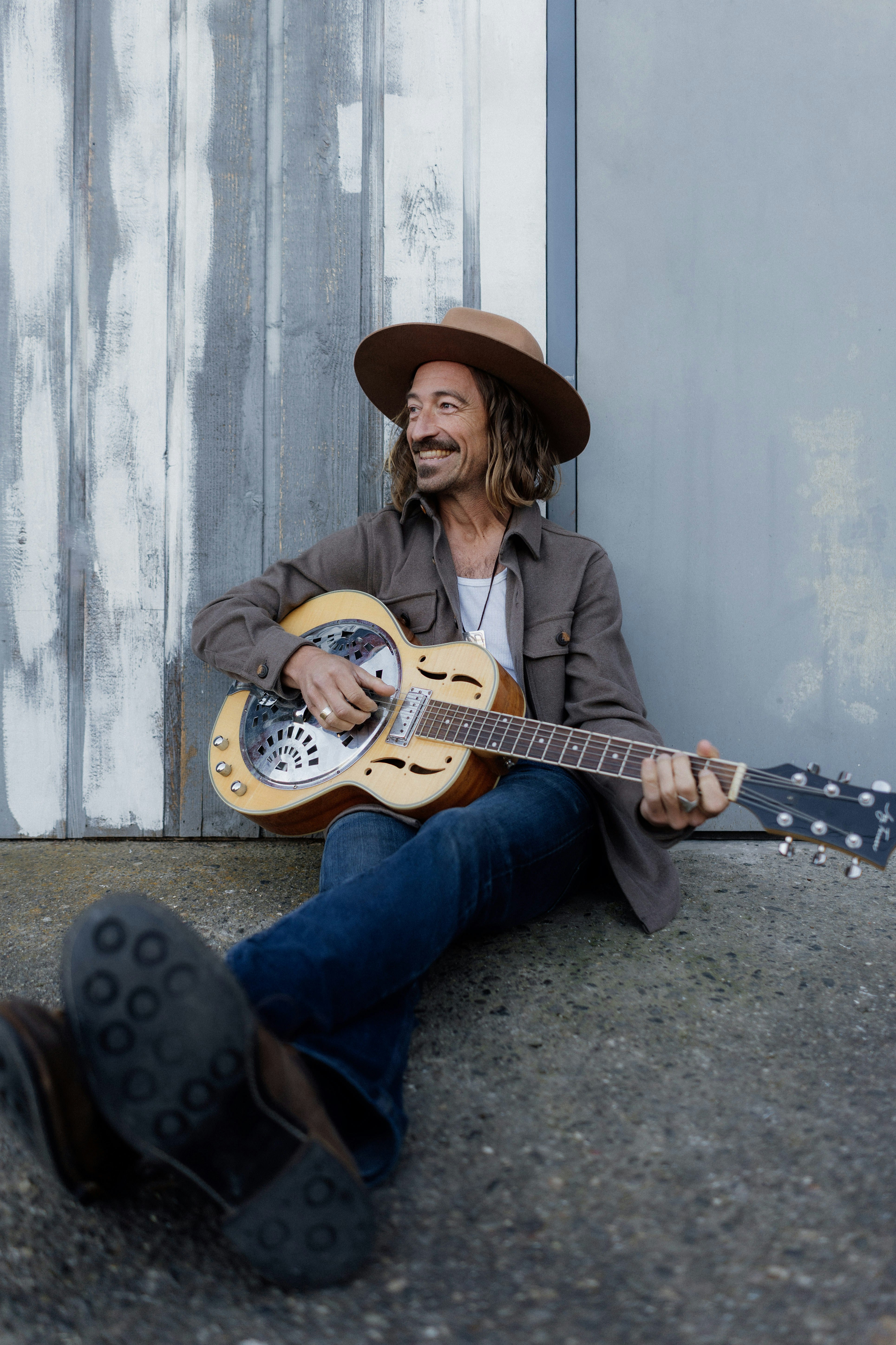 Jesse Roper at The Sunset Tavern