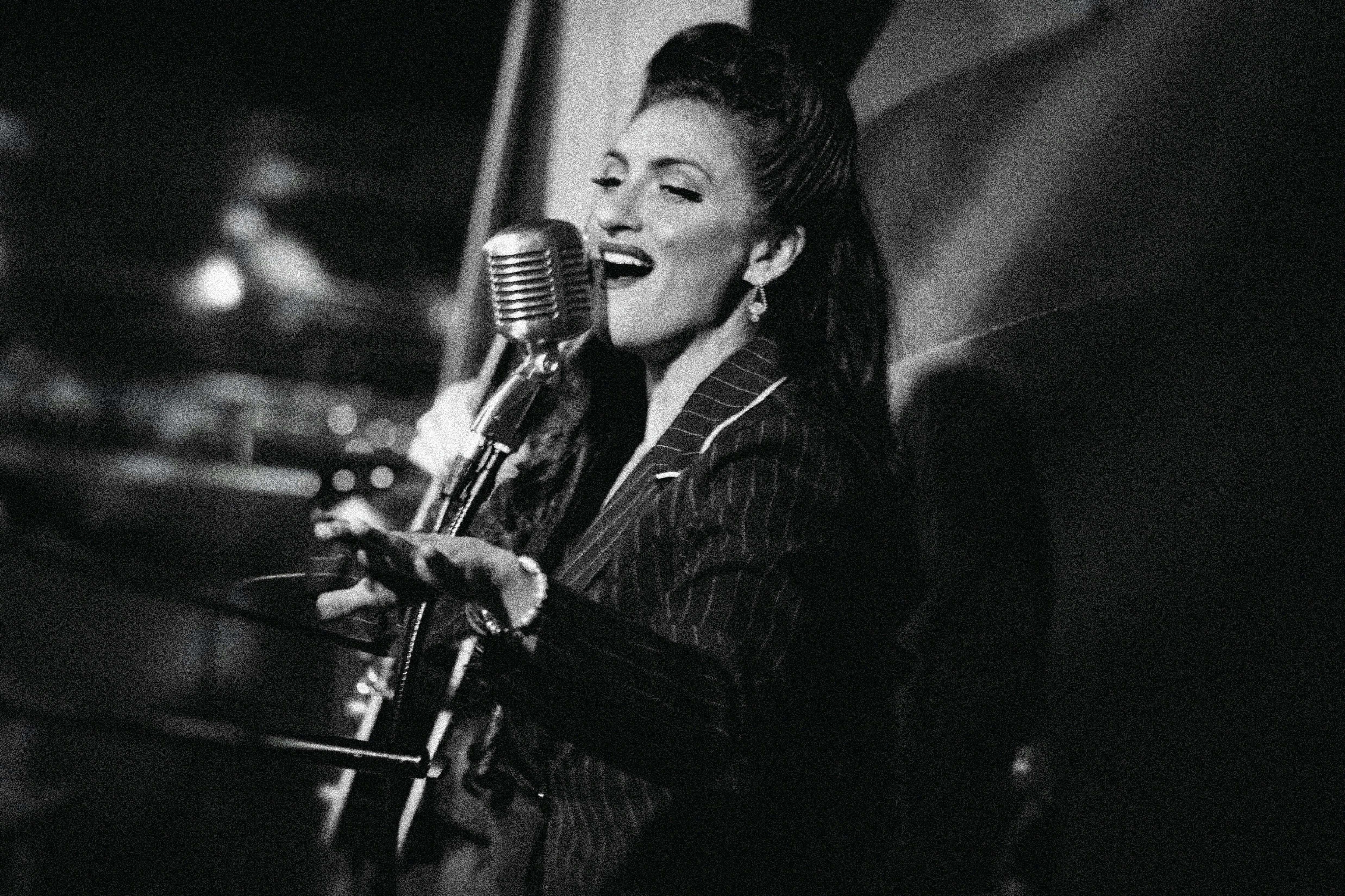 Chelsee Hicks | Swingin’ Sultry Standards