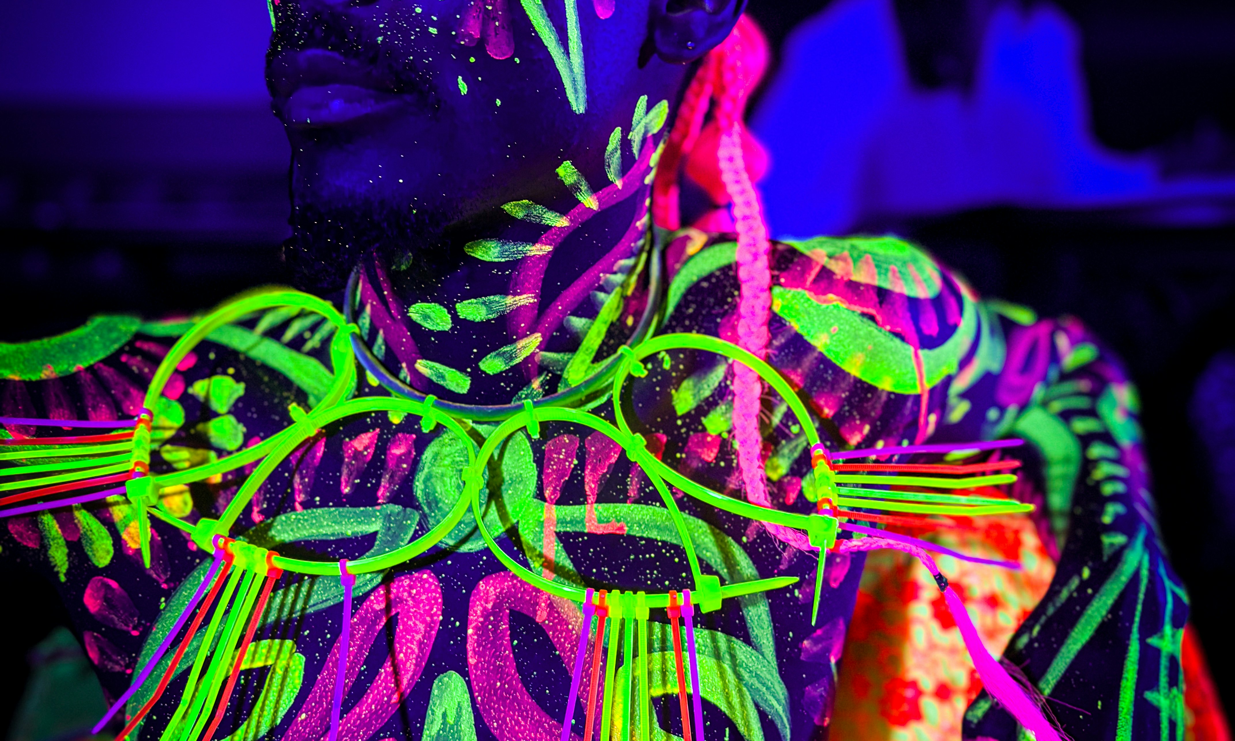 Neon Naked Life Drawing in Angel!