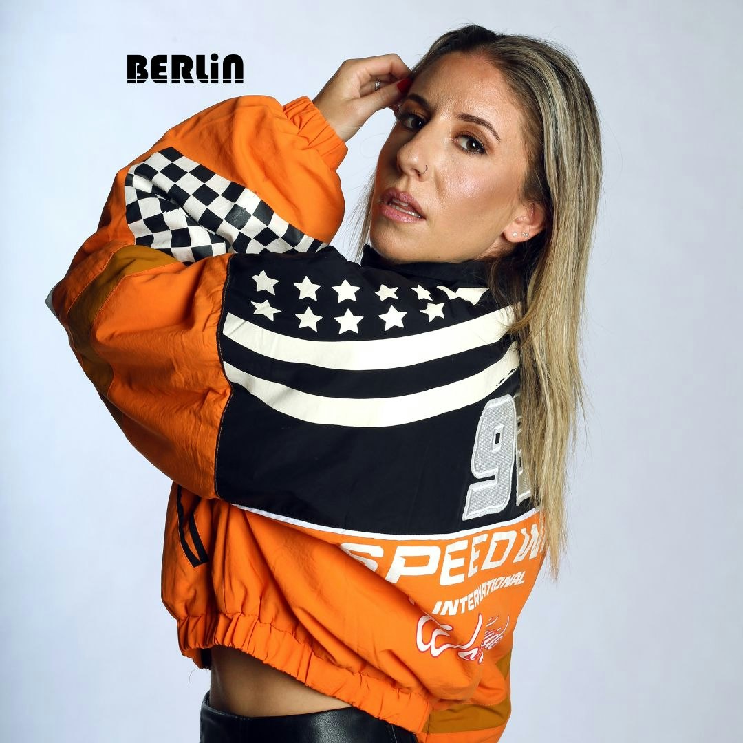 Berlin presents Carina Lawrence Tickets | £11.33 | 11 Jul
