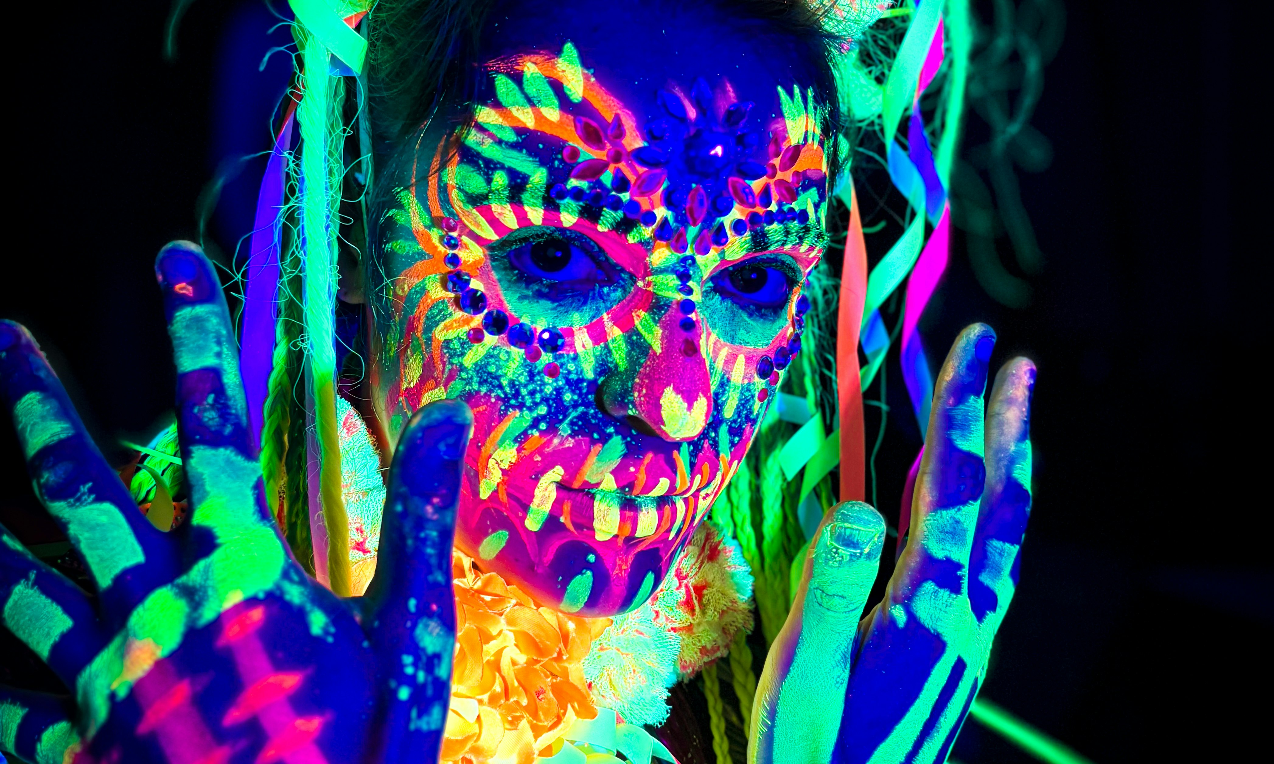 Neon Naked Life Drawing | UV Art Experience