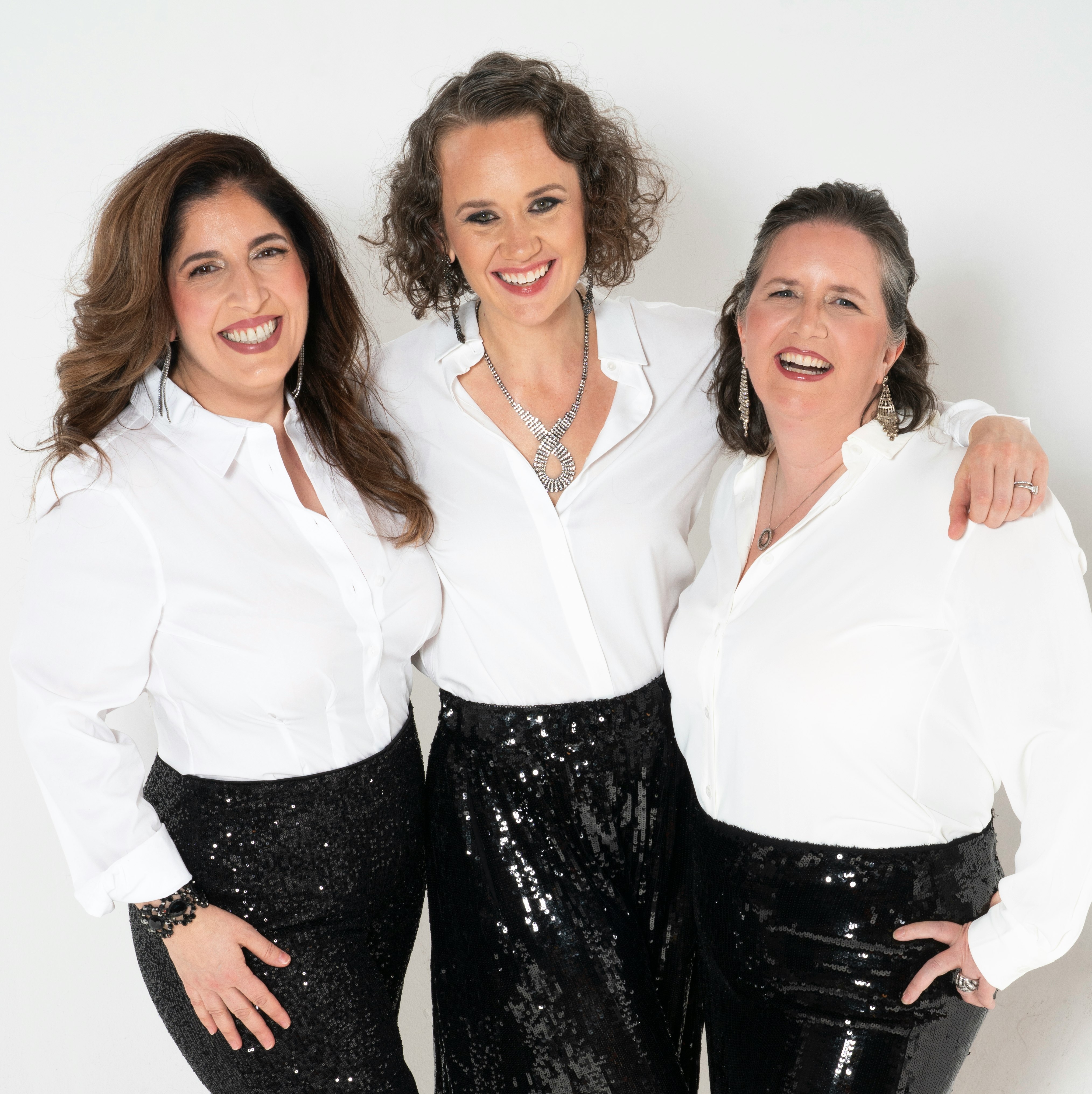 Songs from the Rat Pack to the Andrew Sisters: Duchess