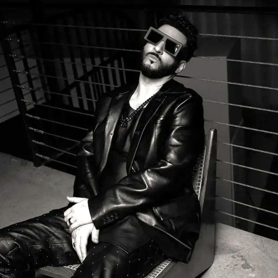 Jon B. (Early Show)