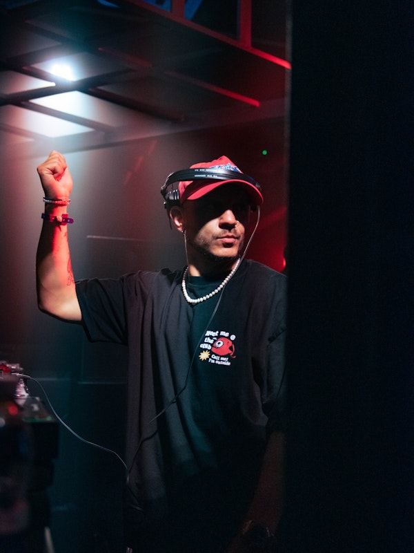 Select Radio: Dimmish, Ryan Resso, Evie + more!