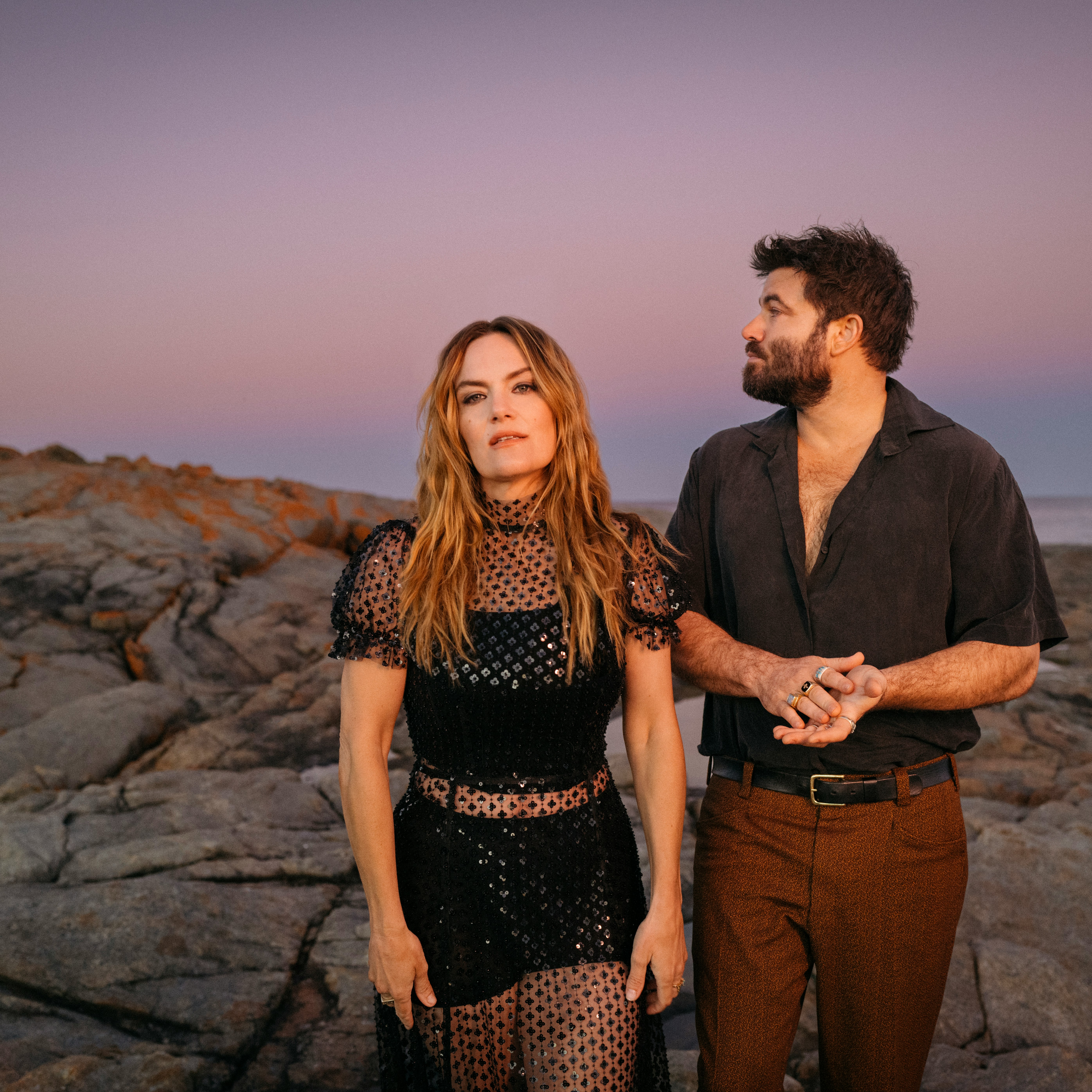Angus & Julia Stone: Live + Signing