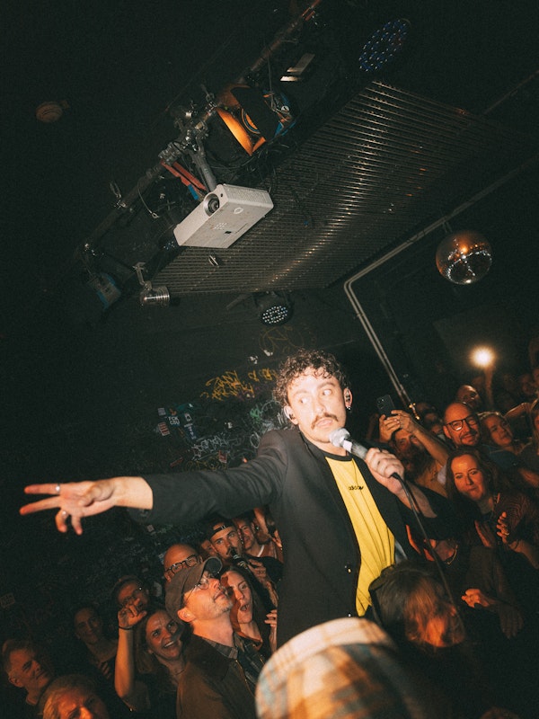 Antony Szmierek: Live Performance & Signing