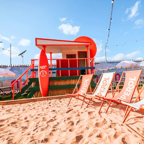 Free Bank Holiday Aperol Beach Party (FREE Aperol Spritz)