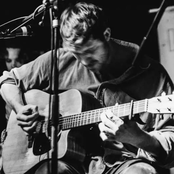 Dessie Magee (Live Band)