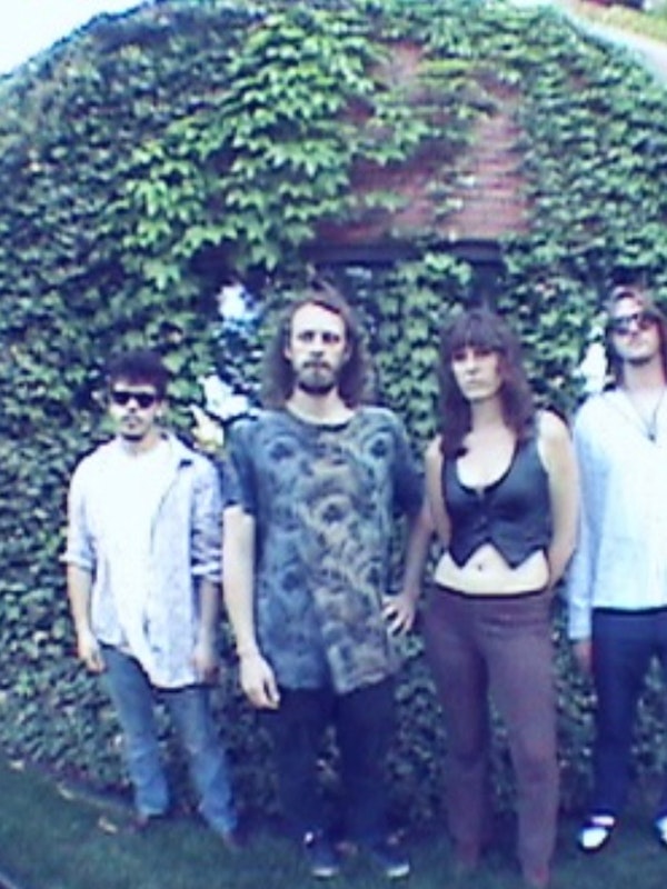 The Azures/LEGS. The Band/Moonshake