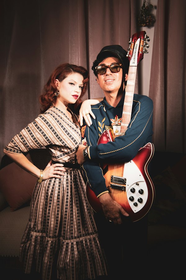 Pete & Mila Molinari (LA - US) + Special Guests