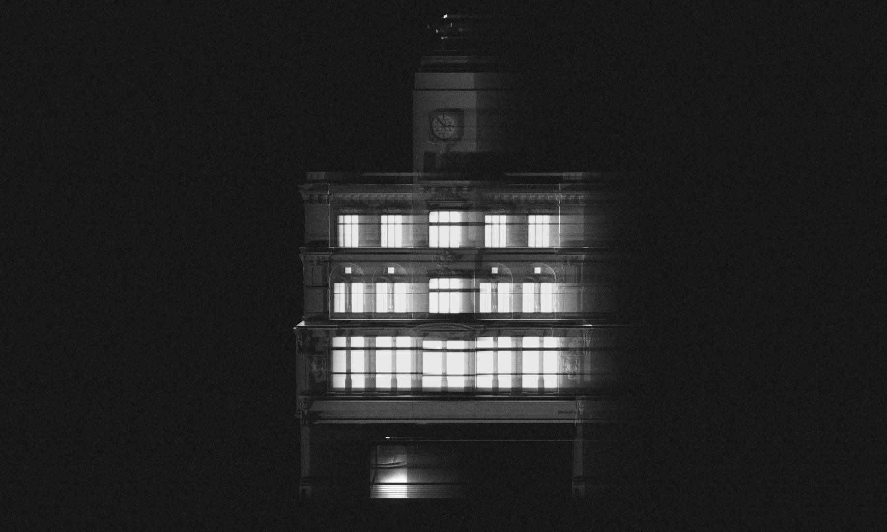 Palais: In House