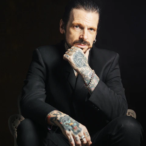 Ricky Warwick: Stripped Back + Signing