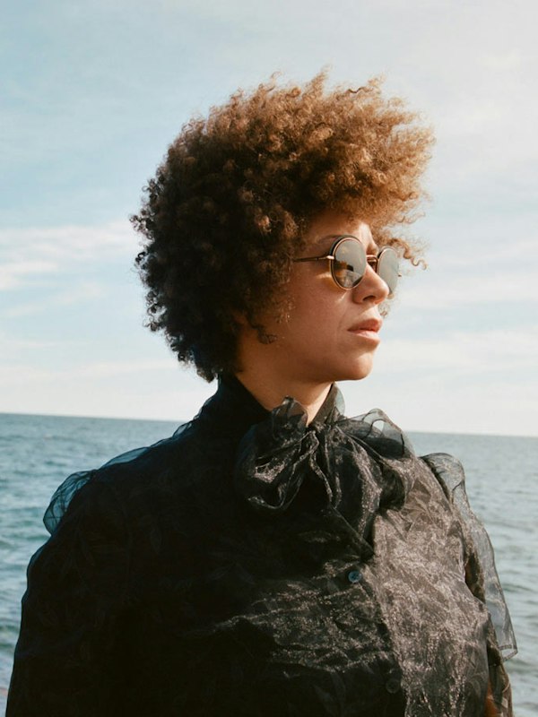 Chastity Brown featuring Laurels String Quartet