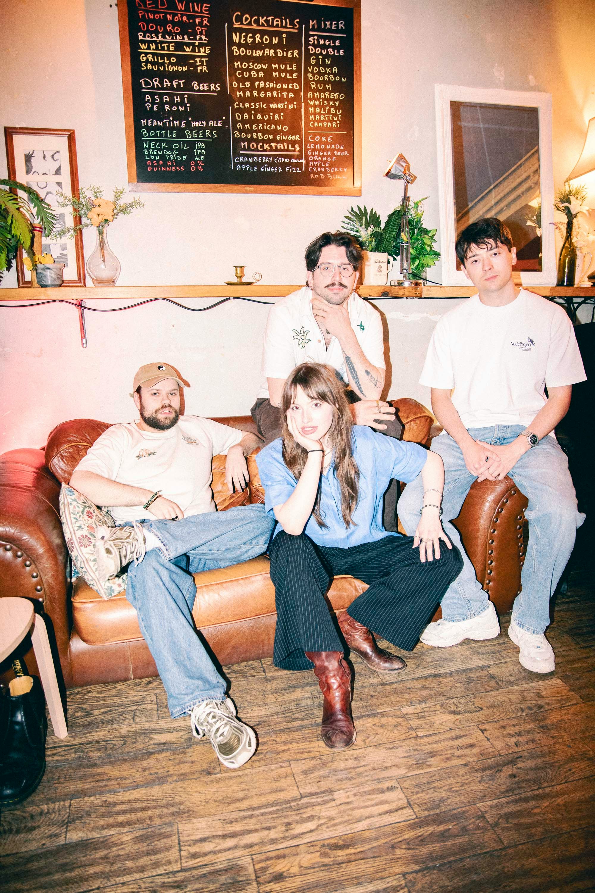 Hera Lind + Half Star + Beth Jones at The Elephants Head, London
