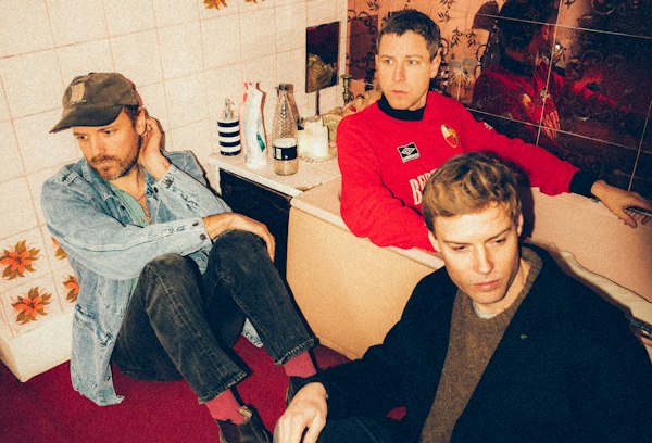 Palace: Stripped Back + Signing