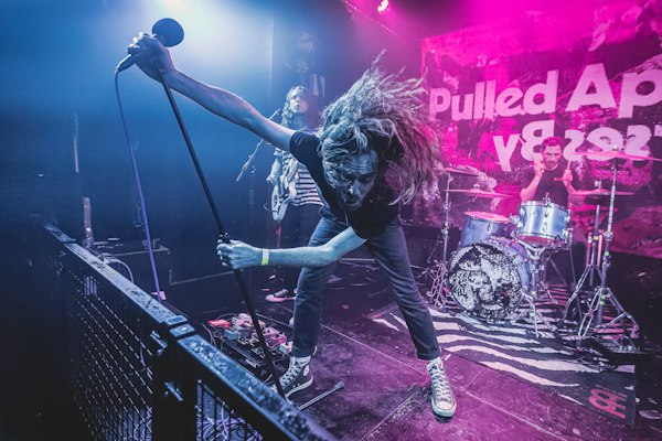 NORTH TO SOUTH FESTIVAL feat. PULLED APART BY HORSES