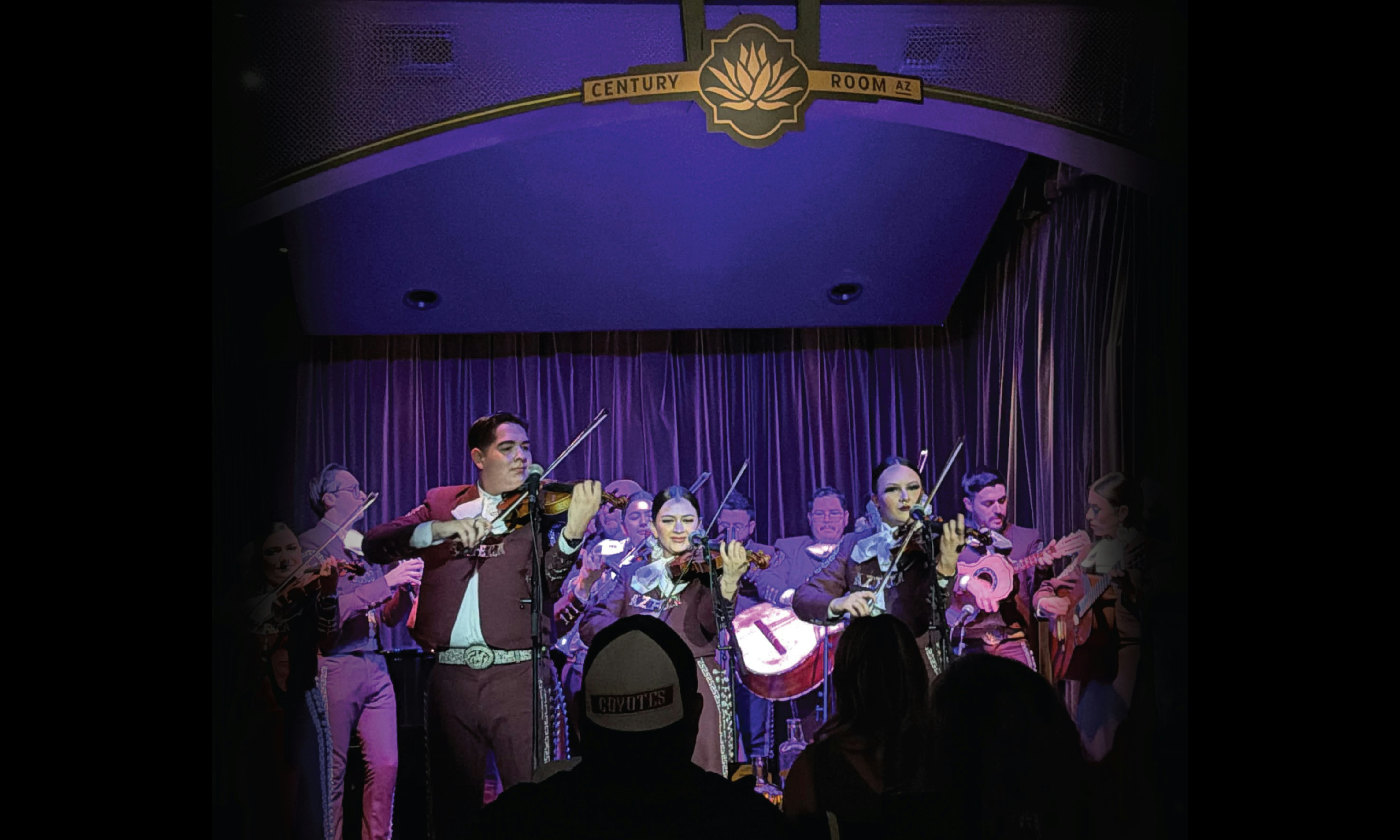 Mariachi Nuevo Azteca | Mariachi y Mezcal