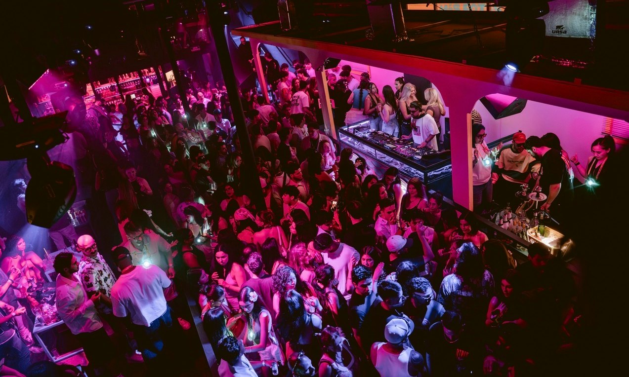 Thursday - hits reggaeton - room / Guest list