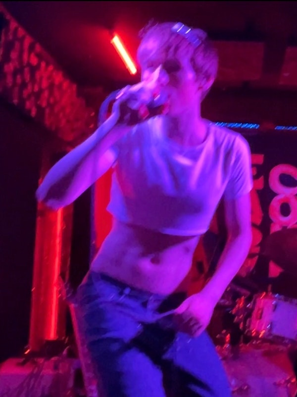 JEAN