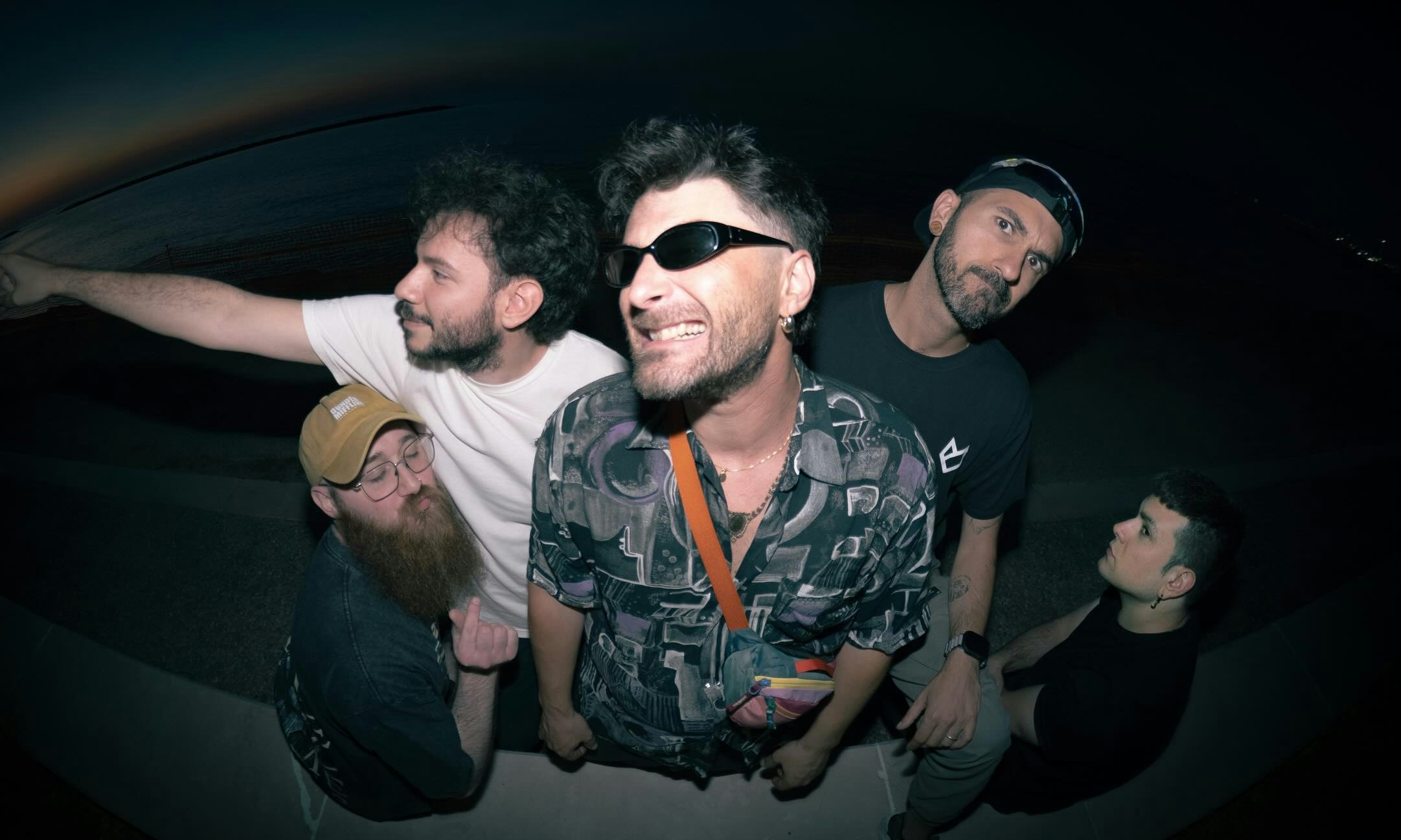 Kallax Club | Comrad + Aurevoir Sòfia
