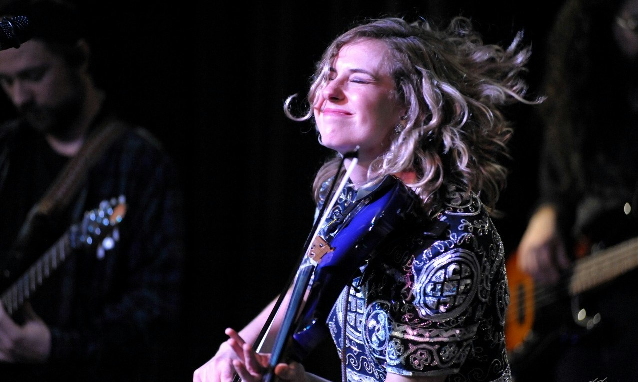 Alice Hasen's "Fiddle Christmas"