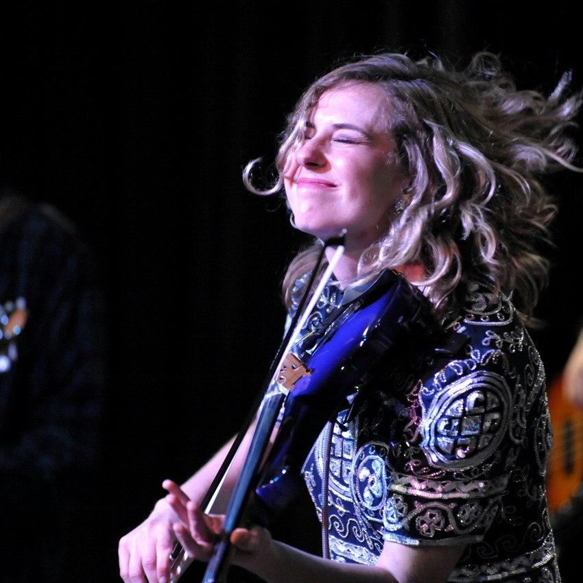 Alice Hasen's "Fiddle Christmas"