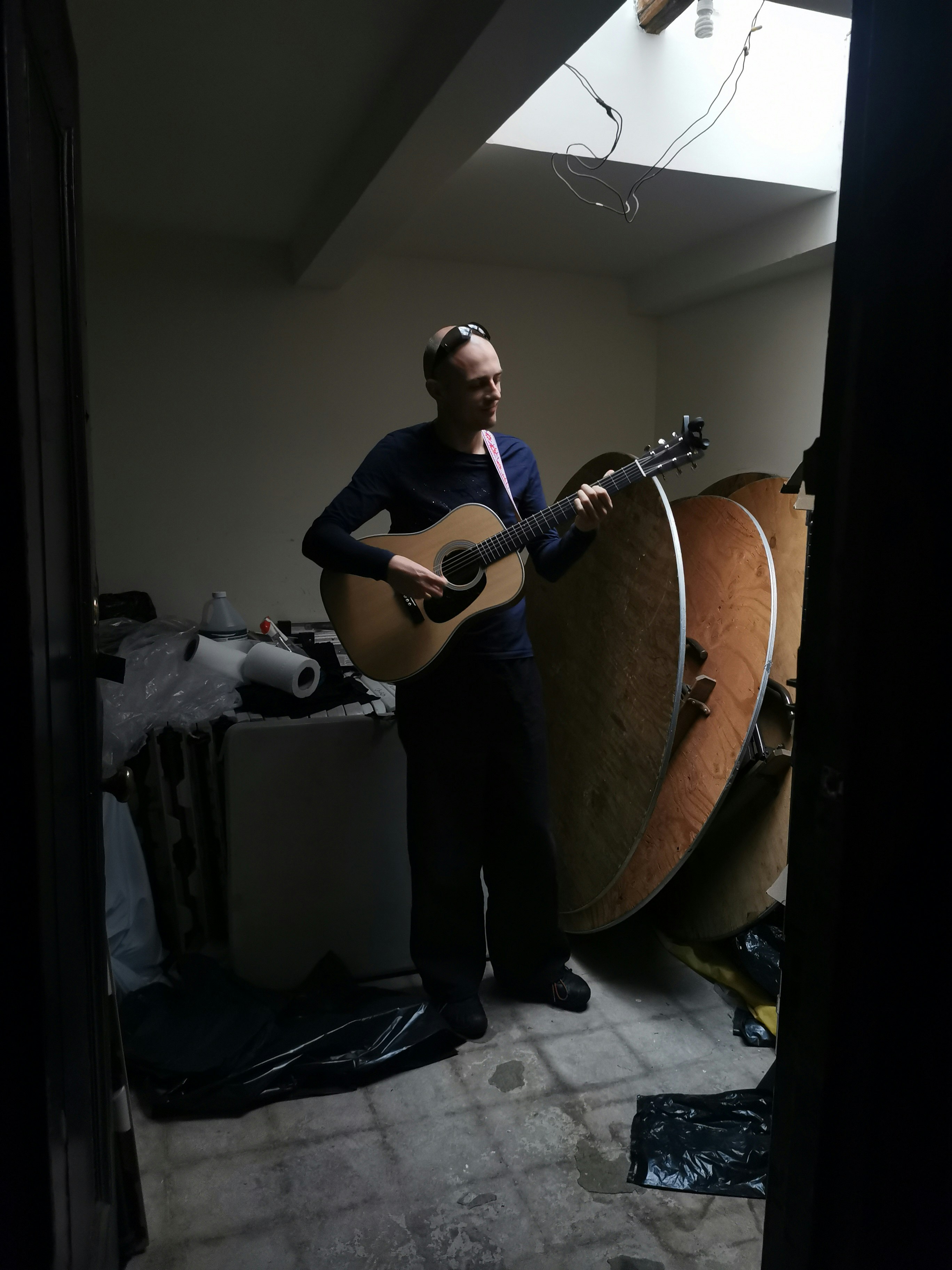 Jasper Llewellyn (caroline) at Low Four Studio, Manchester
