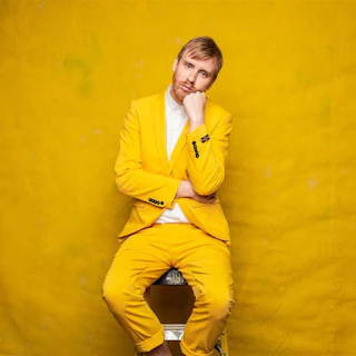 Thursday Headliners: Bobby Mair