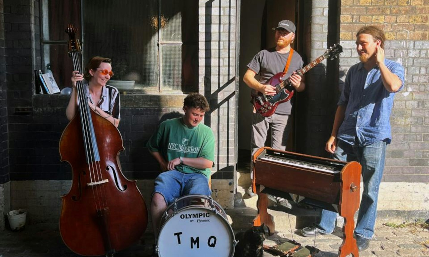 Hackney Folk Club - Tom Moore Quartet