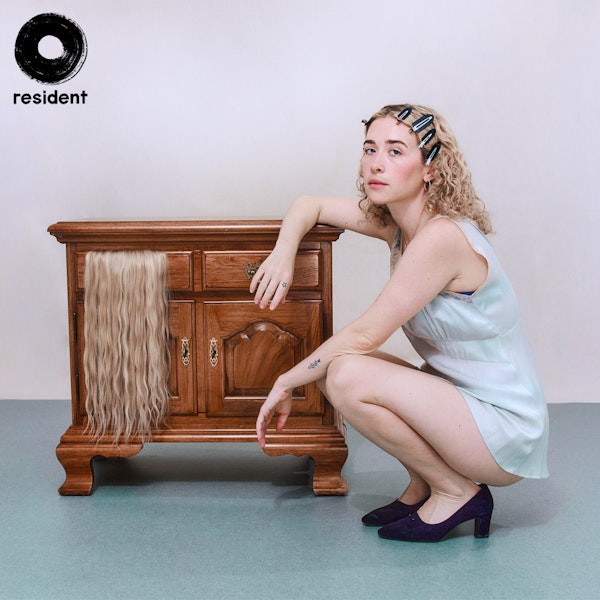 Blondshell: Stripped-back Set + Signing