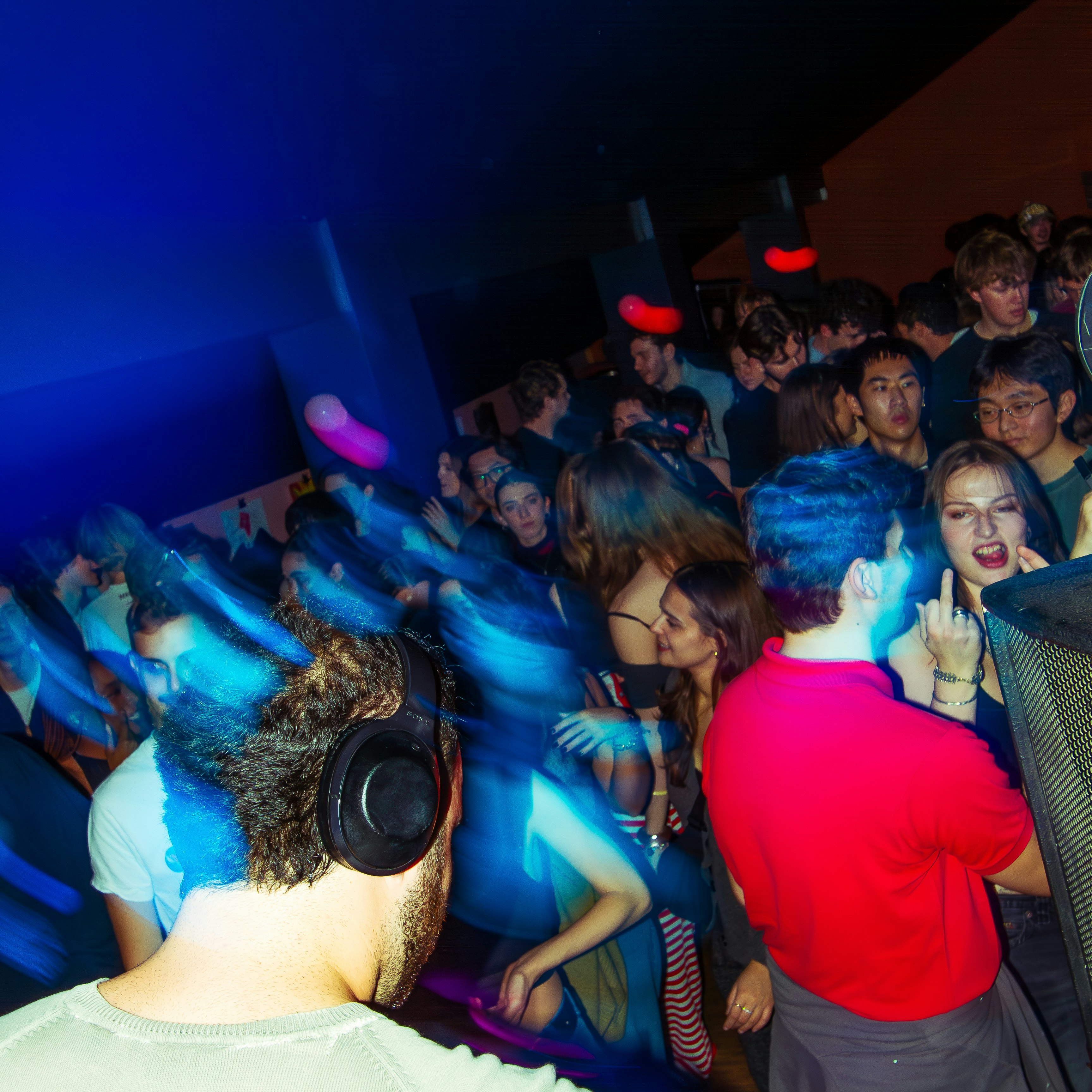 Heaven On Hertz – Bank Holiday Special