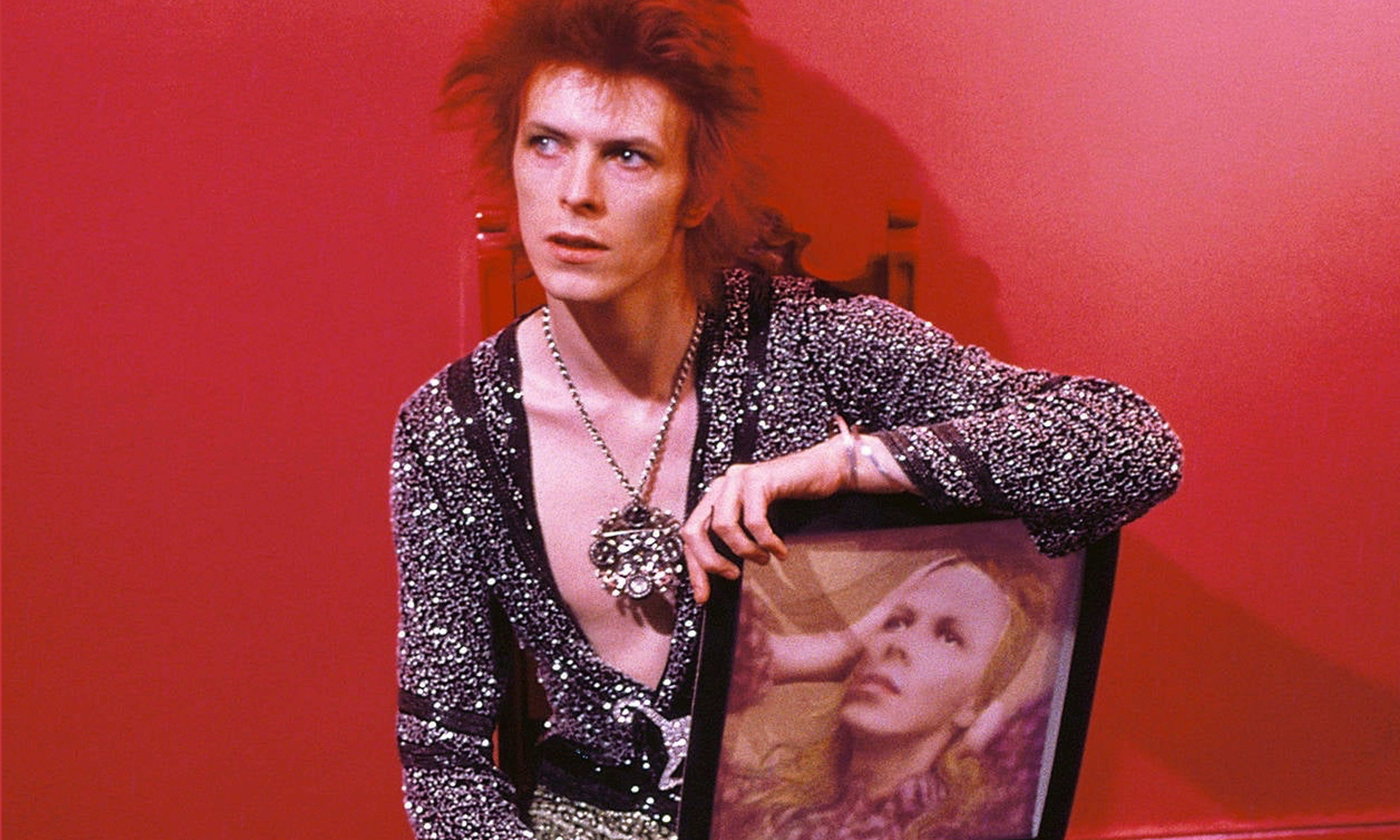 David Bowie Special: How Does It Feel To Be Loved?