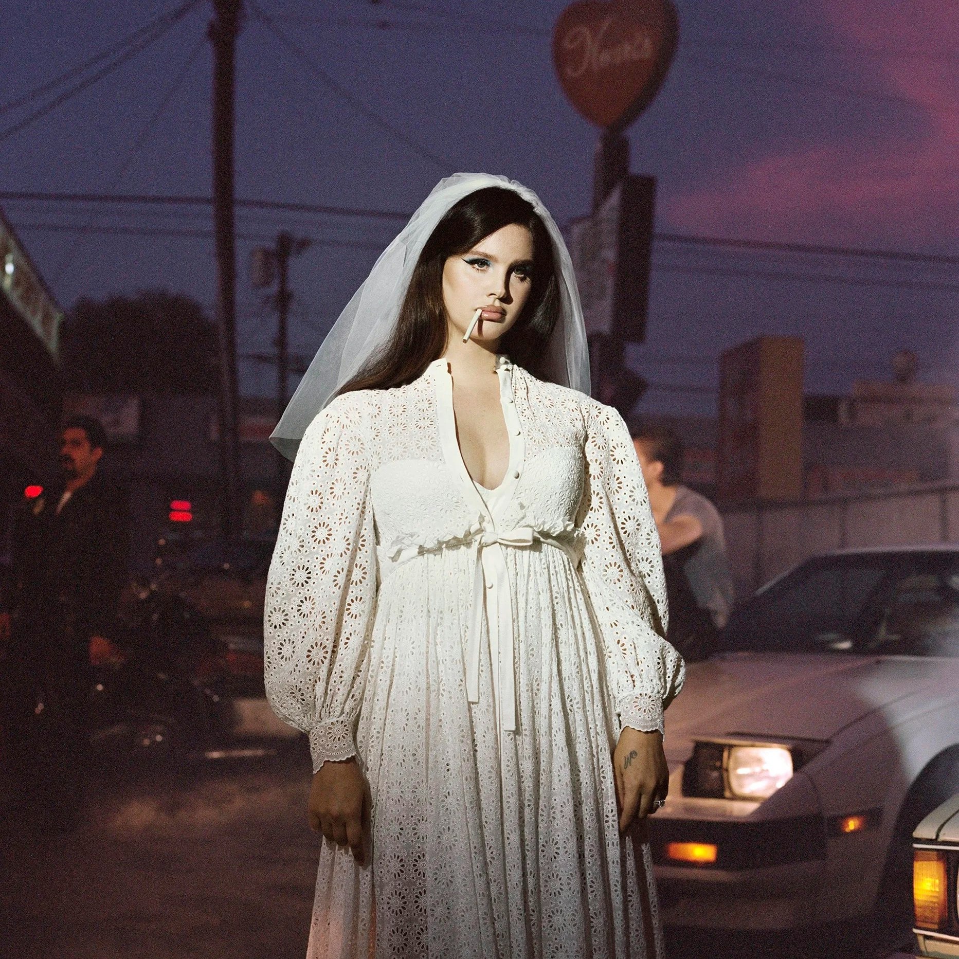 LANA DEL REY - LUST FOR LIFE  BOOK LAUNCH  + KARAOKE 