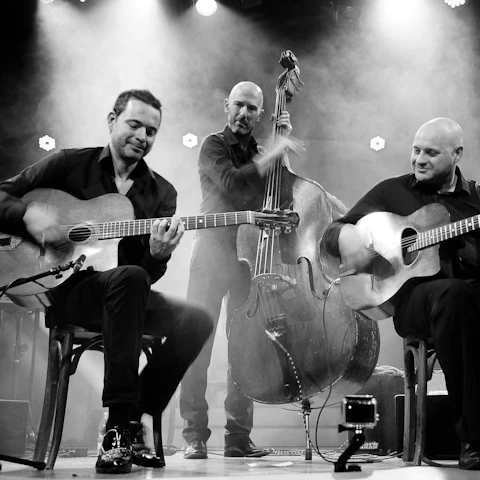 Robin Nolan Trio