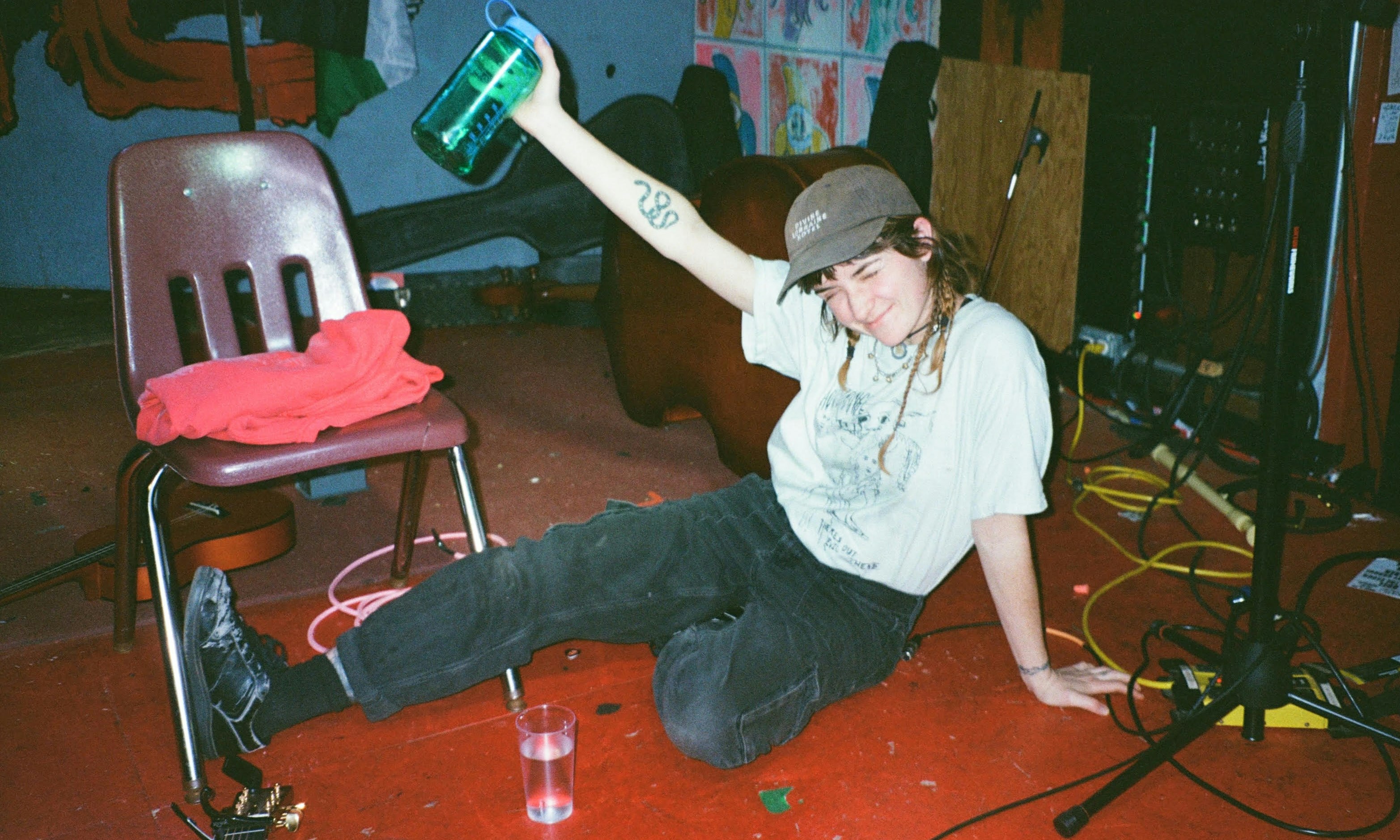 Sadurn: Stripped Back + Signing