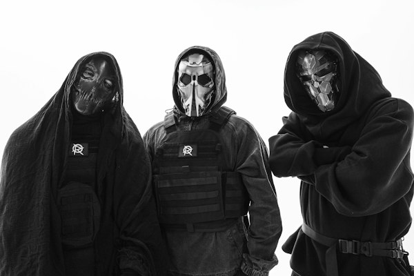 THE RESISTANCE - RISE OF THE SHADOWCELL TOUR