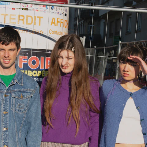 Coup Dur: Stripped Back + Signing