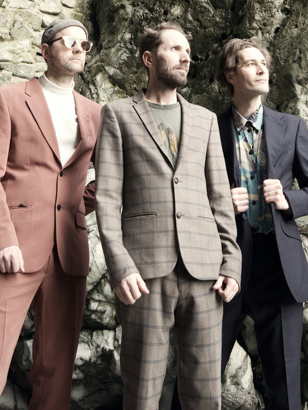 Stornoway: Live + Signing