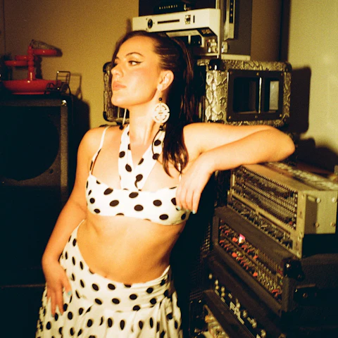 Liv East: Stripped Back + Signing