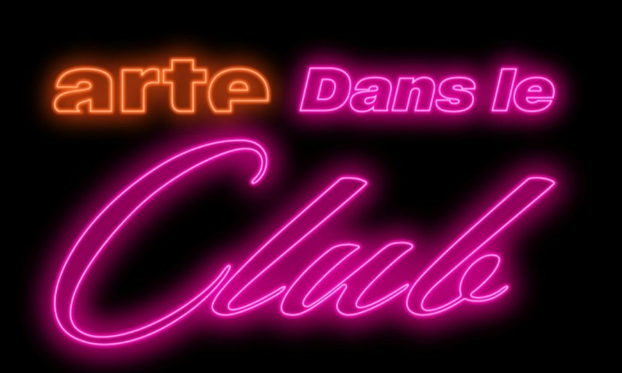 Dans le Club 56: Surprise + Moha MMZ + So La Lune