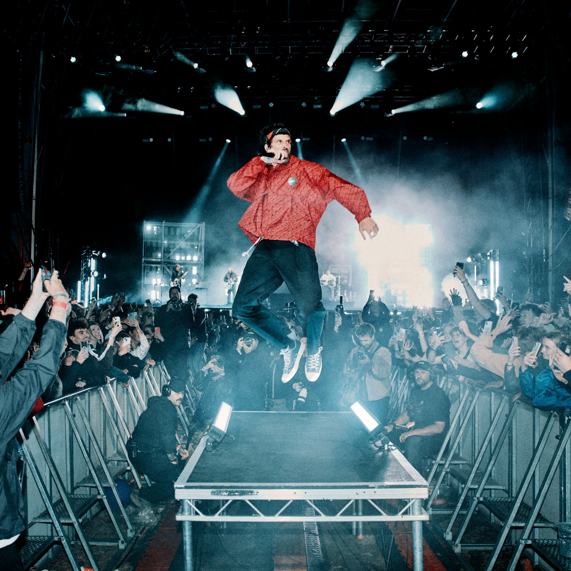Kasabian: Matinee Live Performance