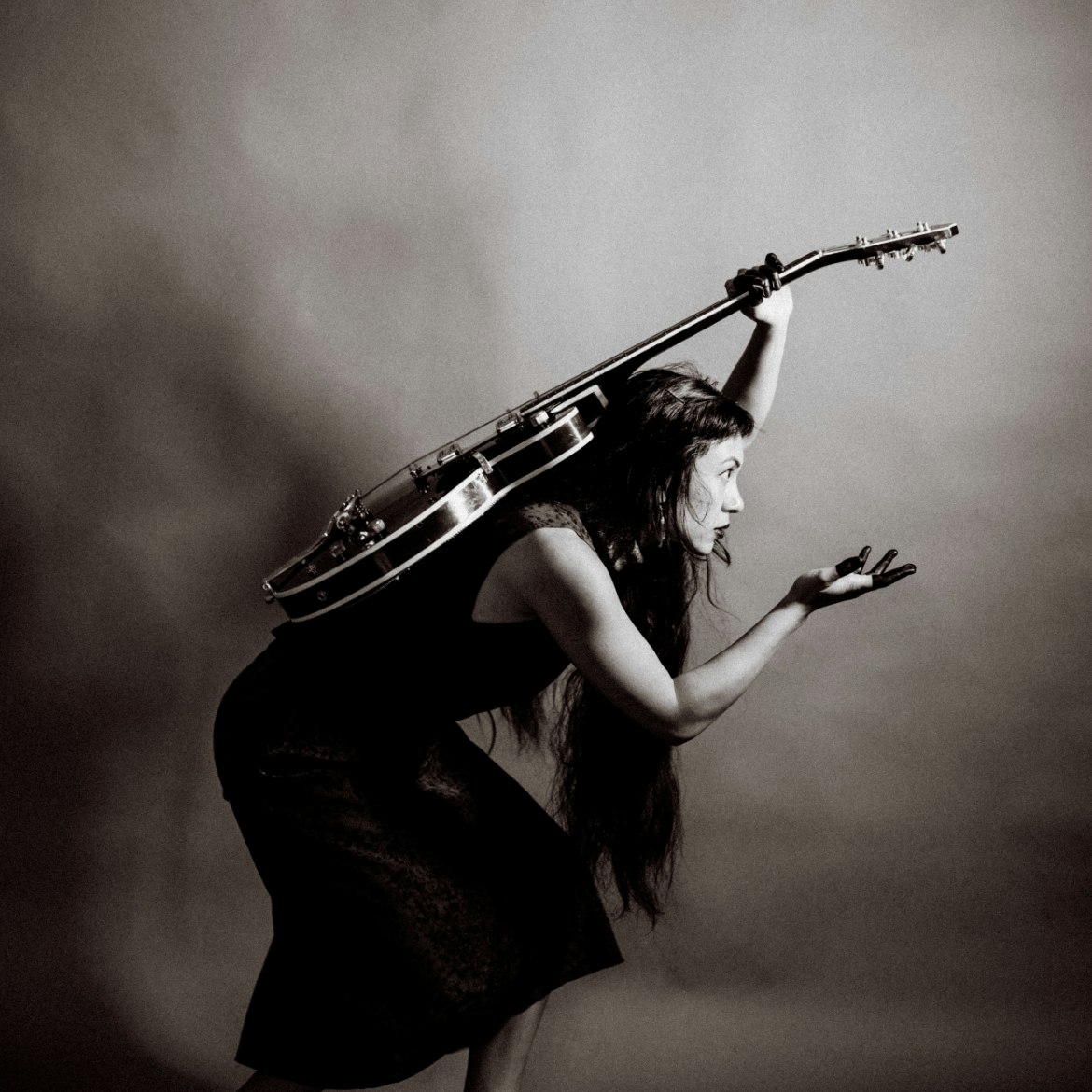 Lila Bloom On Tour → ft. Host Liam Cloud in Nomad House