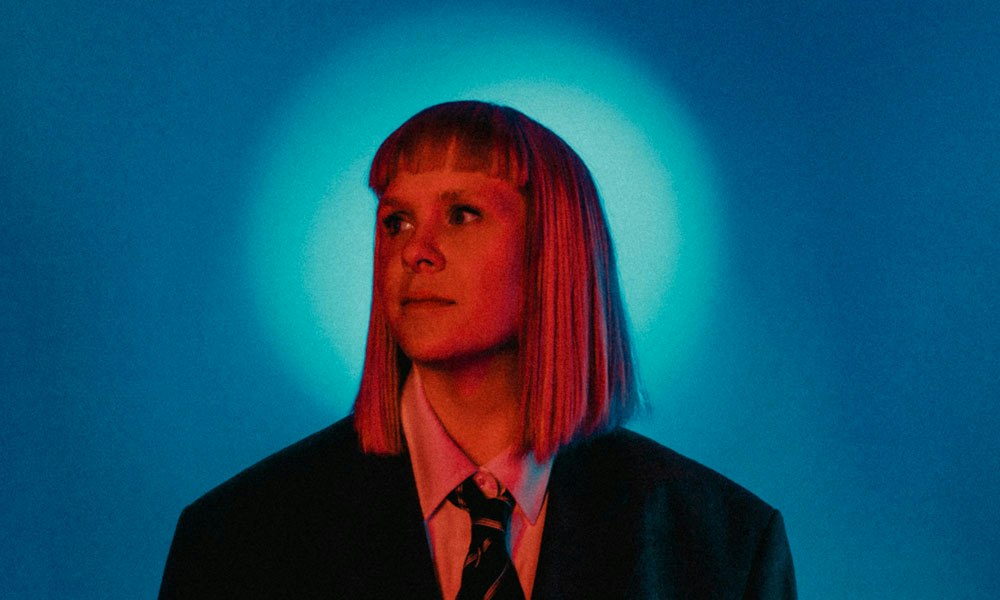 Eilis Frawley: 'Twist My Words' Live + Signing
