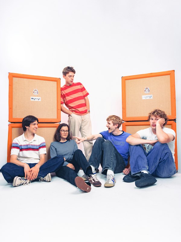 Welly! + Heavy Wild + The Carpets