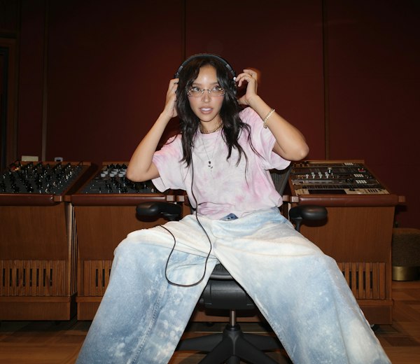 Tinashe Meet & Greet