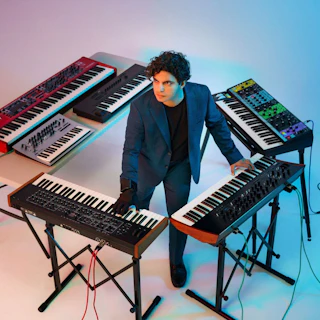 Zubin Kanga: Ghost in the Machine + After Dark